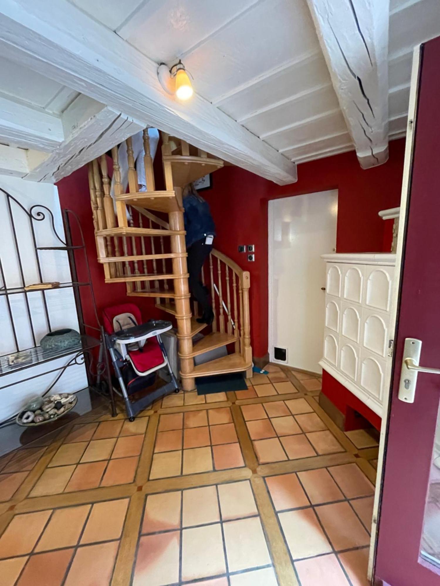 Hébergement de vacances - Cosy House In Old Town For 6 People *